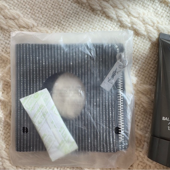 YSL Yves Saint Laurent Opium Eau de Parfum Vintage Bottle + YSL Gifts Bundle - Picture 10 of 13